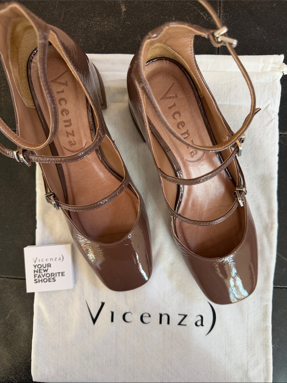 Vicenza triple-strap Mary Jane Heel size 39